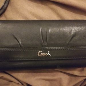 Authentic COACH clutch New